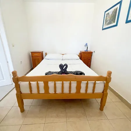 Nyaraló Hvar-zarace Ina 2 *