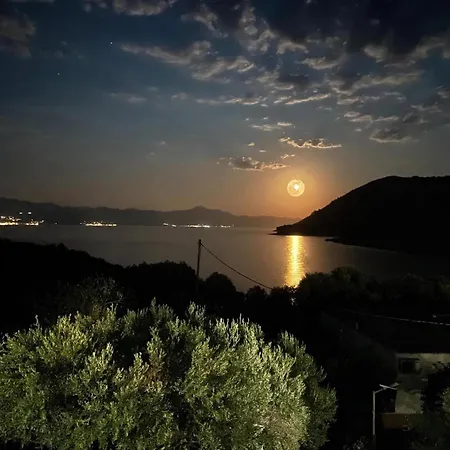 Сasa de vacaciones Hvar-zarace Ina 2 *